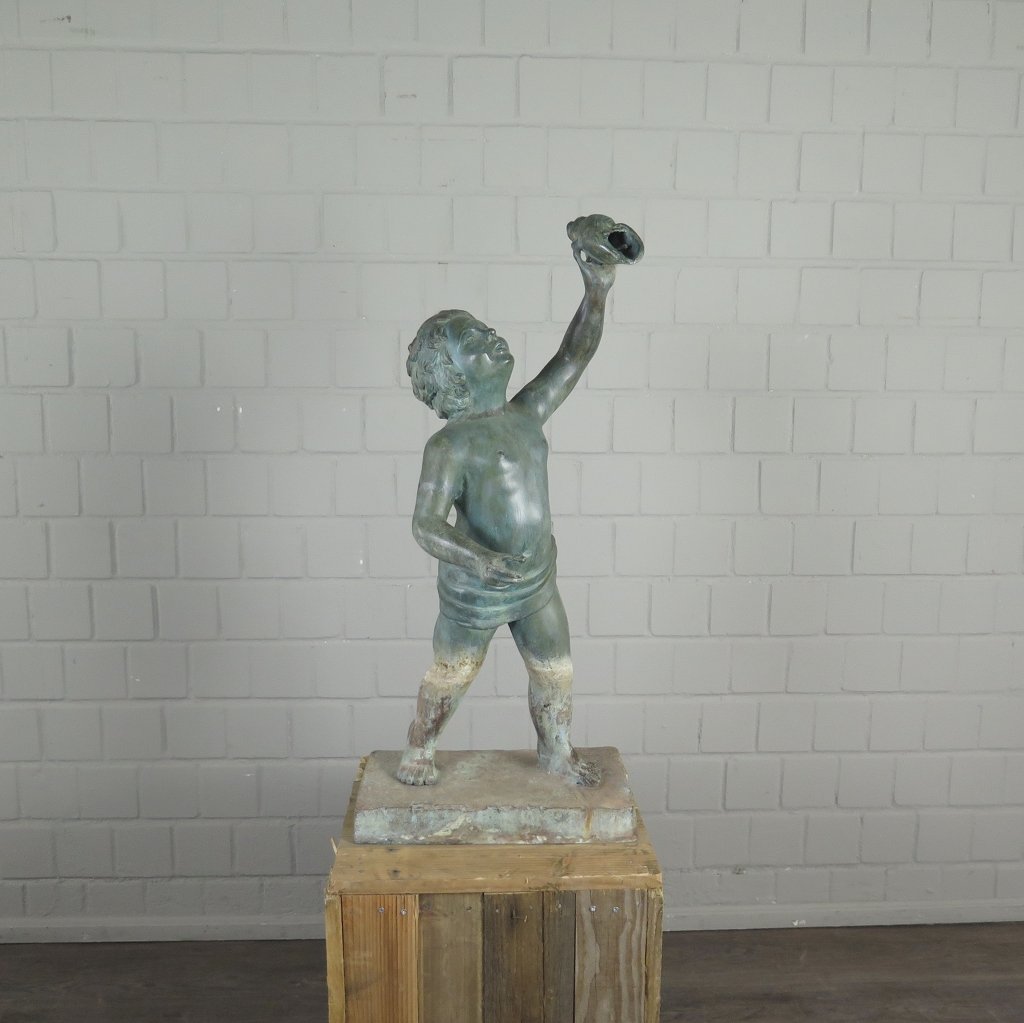 Wasserspeier Wasserspiel Putte mit Muschel Bronze 0,87 m – Bild 3