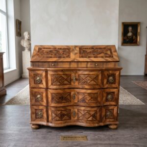 Sekretär Barock 1780 Nussbaum