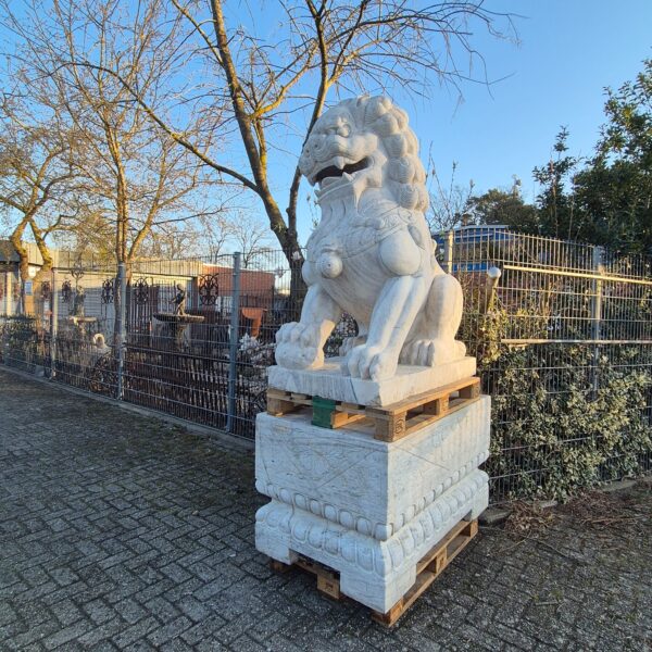 Marmor Dekoration Skulptur Löwen auf Sockel 1,65 m Set – Bild 3
