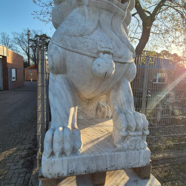 Marmor Dekoration Skulptur Löwen auf Sockel 1,65 m Set – Bild 12