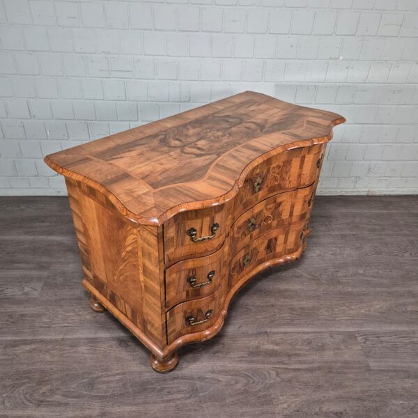 Barockkommode Kommode Barock 1780 Nussbaum – Bild 6