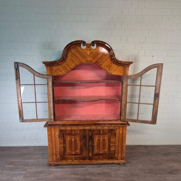 Vitrine Geschirrschrank Barock 1770 Nussbaum – Bild 12