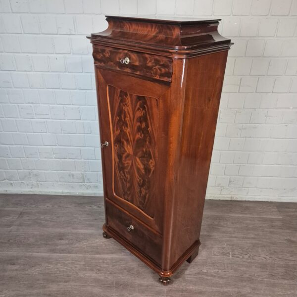 Silberschrank Schrank Biedermeier 1850 Mahagoni – Bild 4