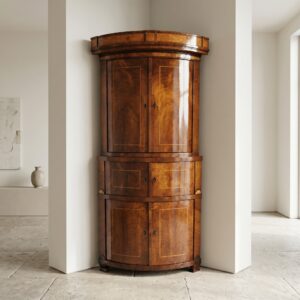 Eckschrank Biedermeier 1810 Nussbaum