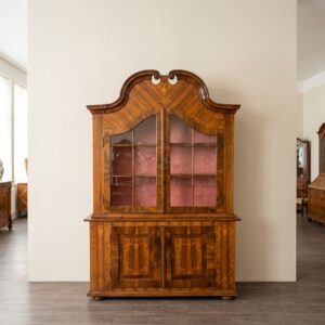 Vitrine Geschirrschrank Barock 1770 Nussbaum