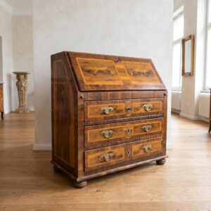 Sekretär Barock 1790 Nussbaum
