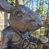 Skulptur Dekoration Kaninchen aus Alice im Wunderland Bronze 1,55 m – Bild 3