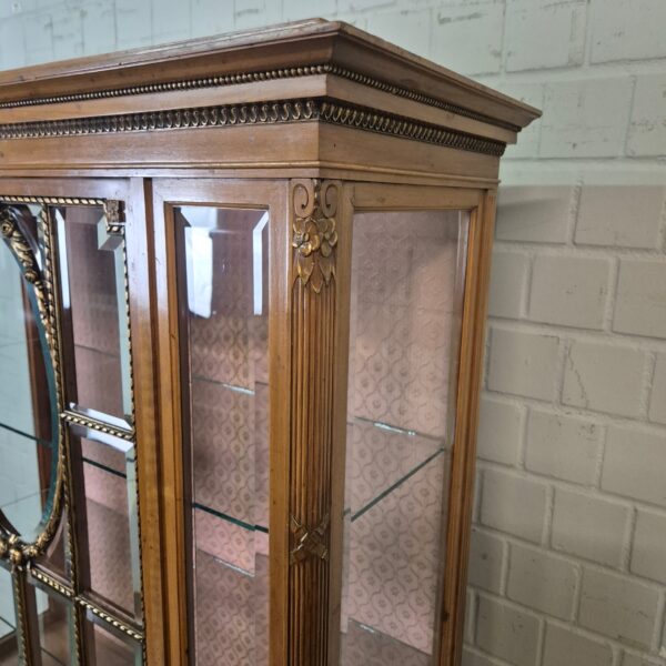 Vitrine Schrank Jugendstil 1910 Nussbaum – Bild 7