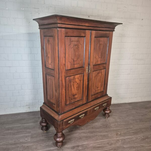 Schrank Kleiderschrank Biedermeier 1820 Mahagoni