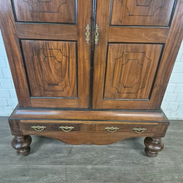 Schrank Kleiderschrank Biedermeier 1820 Mahagoni – Bild 6