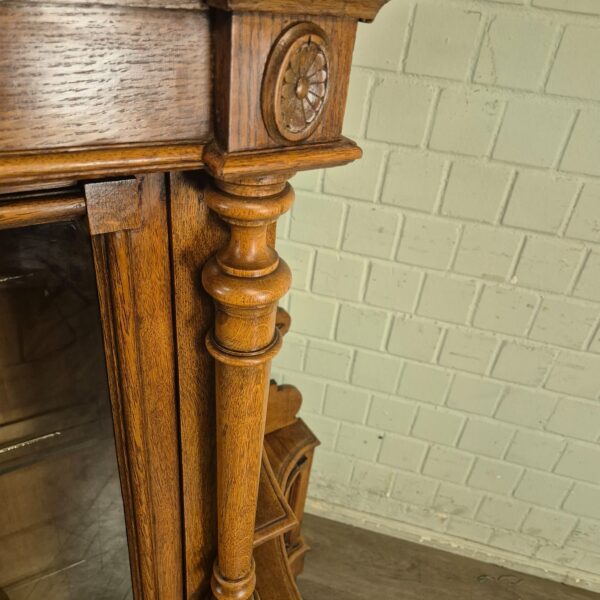 Vitrine Geschirrschrank Gründerzeit 1880 Eiche – Bild 10