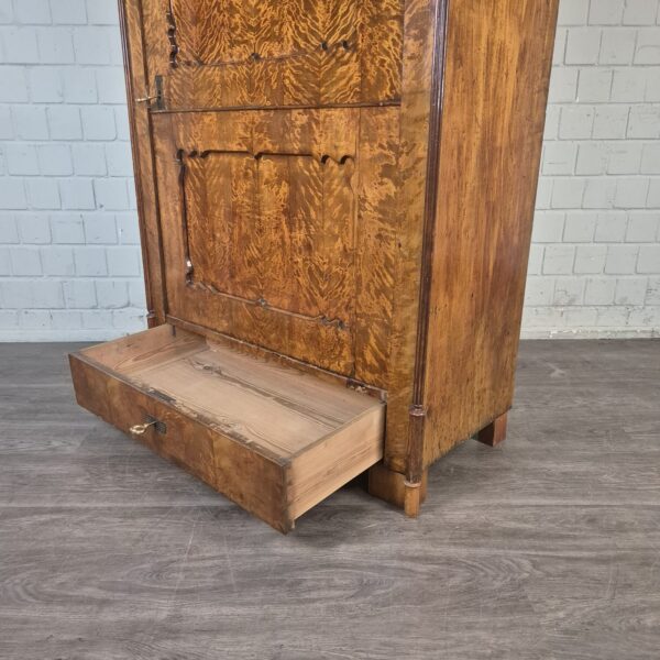 Schrank Louis Philippe 1860 Birke – Bild 8