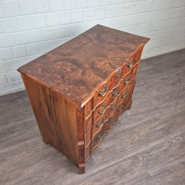 Kommode Neubarock Nussbaum 0,82 m – Bild 4