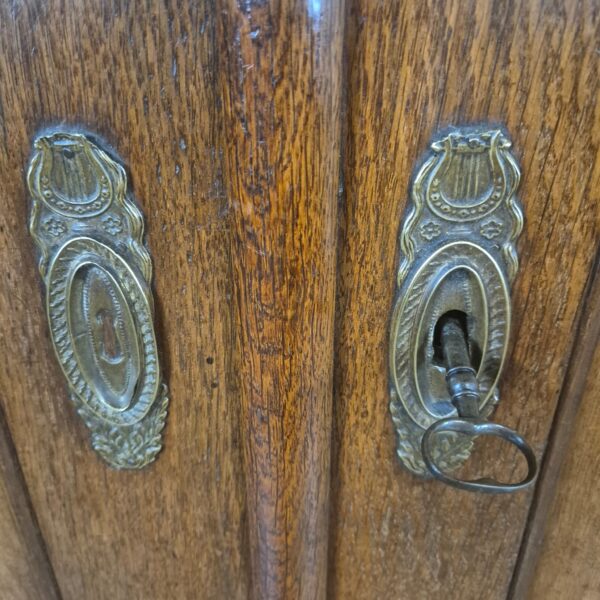 Vertiko Biedermeier 1850 Eiche – Bild 9