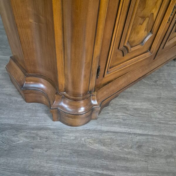 Buffetschrank Vitrine Neubarock Nussbaum 1,27 m – Bild 8