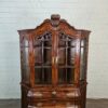 Vitrine Schrank Neubarock Nussbaum 1,47 m – Bild 4