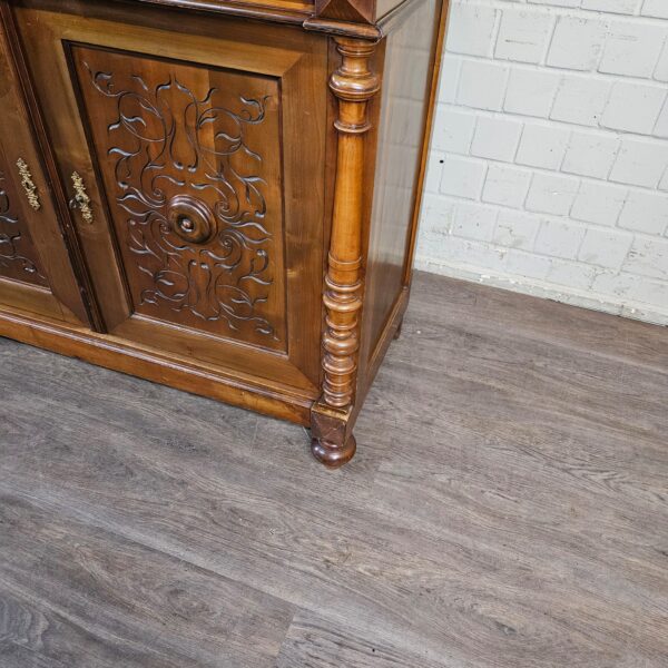 Buffetschrank Schrank Gründerzeit 1880 Nussbaum – Bild 9