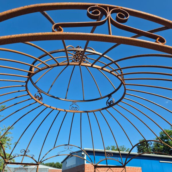 Pavillon Pergola Stahl in Rostoptik Ø 3,50 m – Bild 3