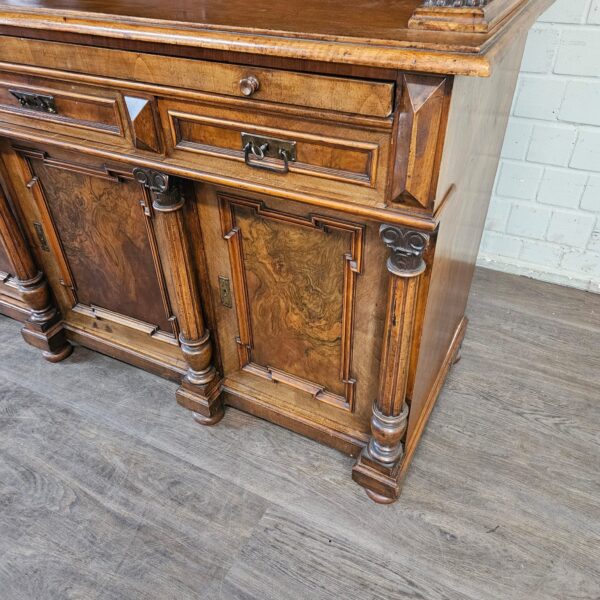 Buffetschrank Schrank Gründerzeit 1880 Nussbaum – Bild 7