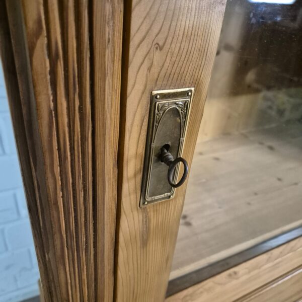 Vitrine Geschirrschrank Jugendstil 1910 Kiefer – Bild 5