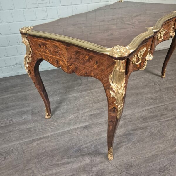 Schreibtisch Neubarock 1,45 m Nussbaum – Bild 8