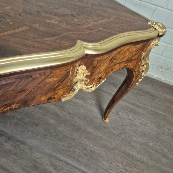 Schreibtisch Neubarock 1,45 m Nussbaum – Bild 18