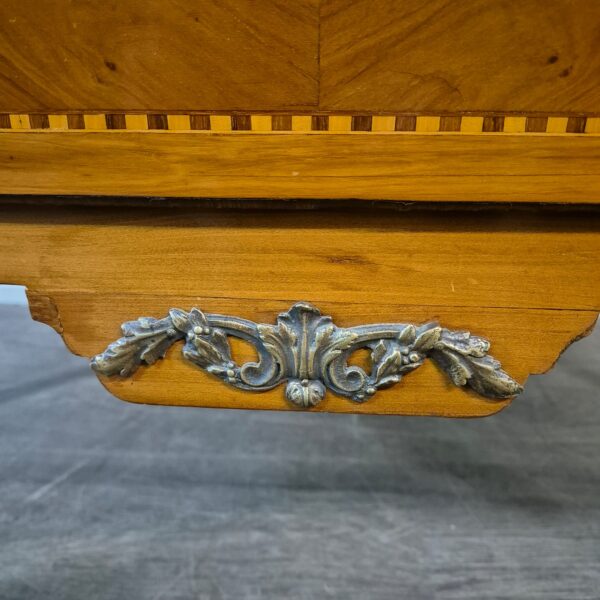 Kommode Biedermeier 1810 Nussbaum – Bild 10
