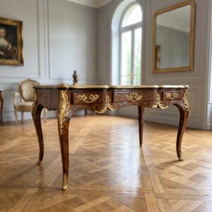 Schreibtisch Neubarock 1,45 m Nussbaum