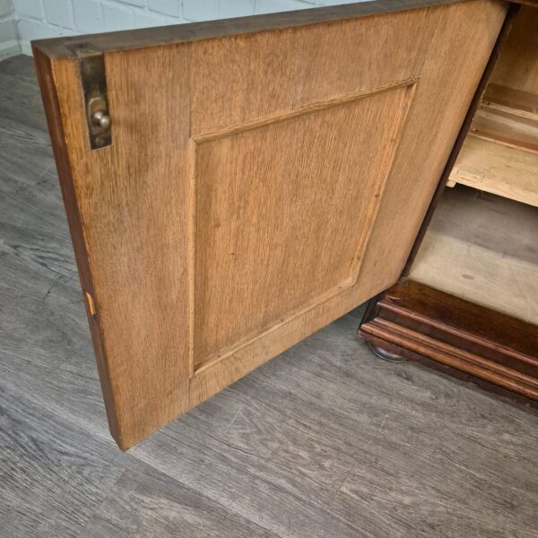 Vitrine Bücherschrank Gründerzeit 1880 Nussbaum – Bild 19