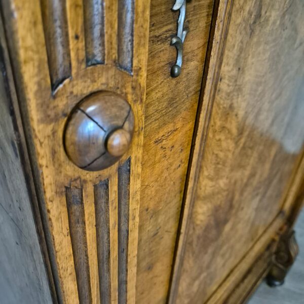 Kleiderschrank Schrank Gründerzeit 1880 Nussbaum – Bild 9