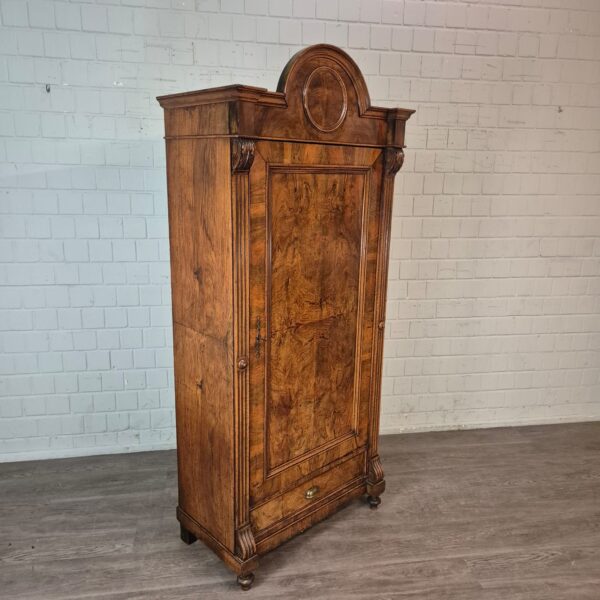 Kleiderschrank Schrank Gründerzeit 1880 Nussbaum