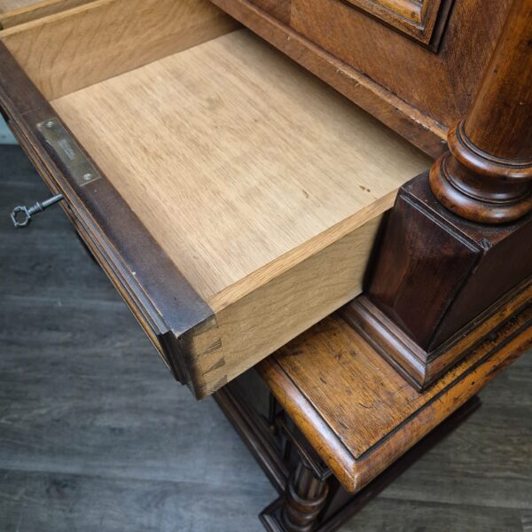 Vitrine Bücherschrank Gründerzeit 1880 Nussbaum – Bild 17
