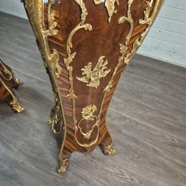 Säulen-Set Barockstil Marmor Nussbaum 1,50 m – Bild 15