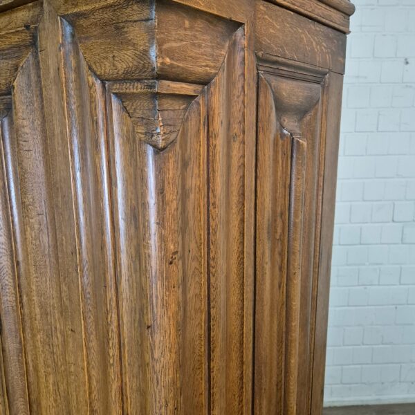 Frankfurter Wellenschrank Kleiderschrank Barock 1780 Eiche – Bild 10