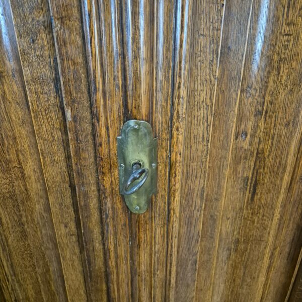 Frankfurter Wellenschrank Kleiderschrank Barock 1780 Eiche – Bild 14