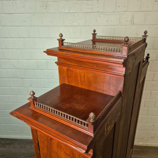 Buffet-Vitrine Anrichte Jugendstil 1900 Nussbaum – Bild 18
