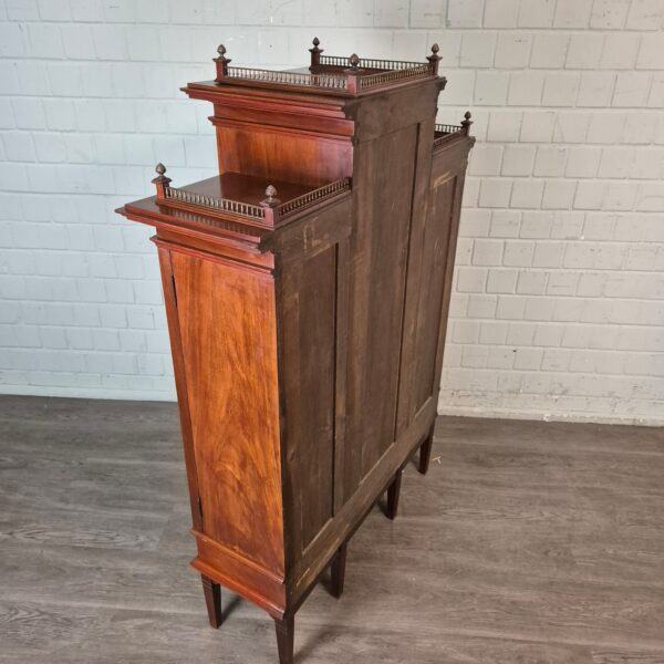 Buffet-Vitrine Anrichte Jugendstil 1900 Nussbaum – Bild 17