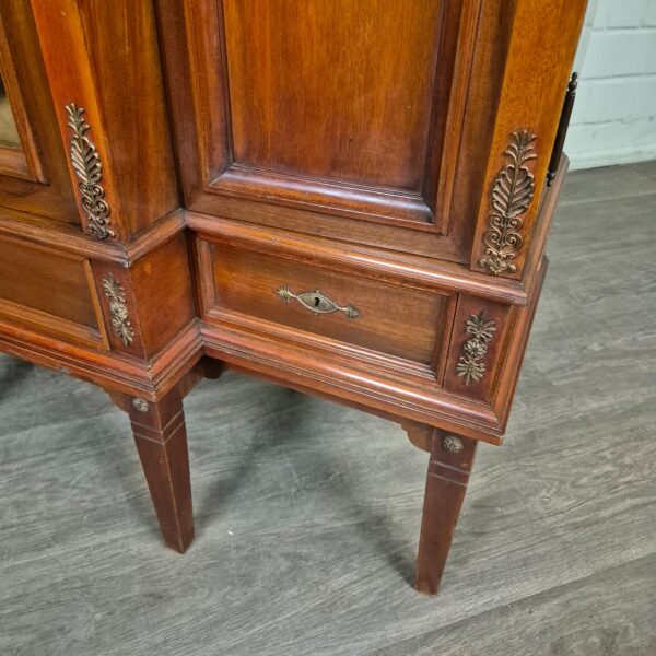 Buffet-Vitrine Anrichte Jugendstil 1900 Nussbaum – Bild 5