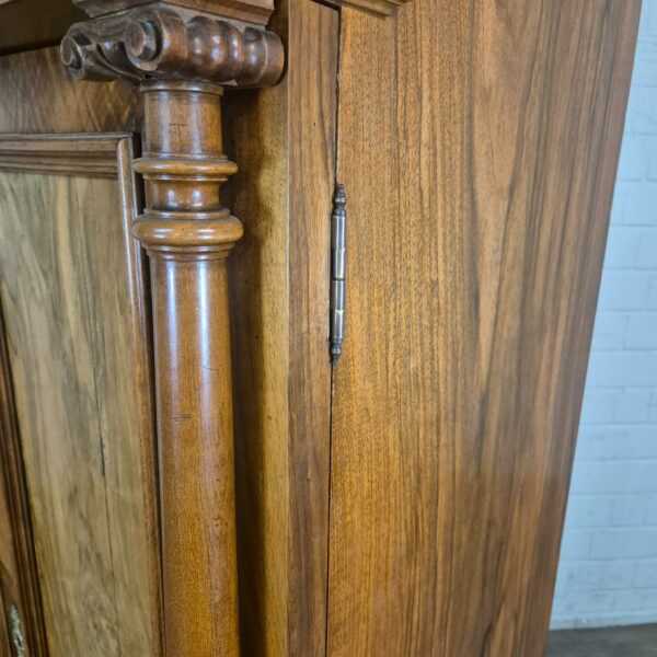 Kleiderschrank Schrank Gründerzeit 1880 Nussbaum – Bild 9