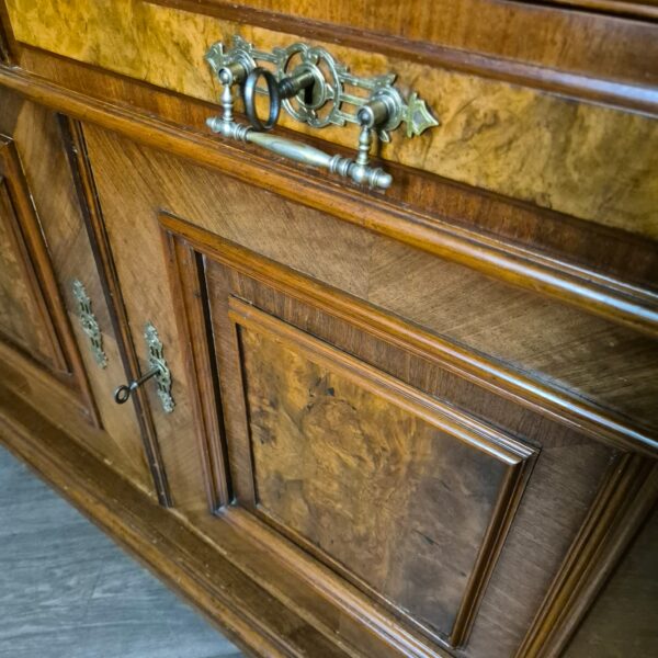 Buffetschrank Schrank Gründerzeit 1880 Nussbaum – Bild 7