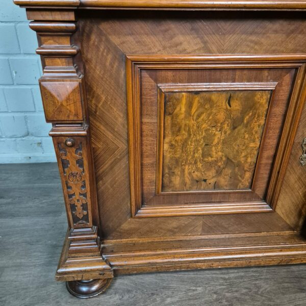 Buffetschrank Schrank Gründerzeit 1880 Nussbaum – Bild 6
