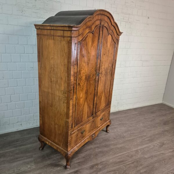 Schrank Kleiderschrank Biedermeier 1800 Nussbaum