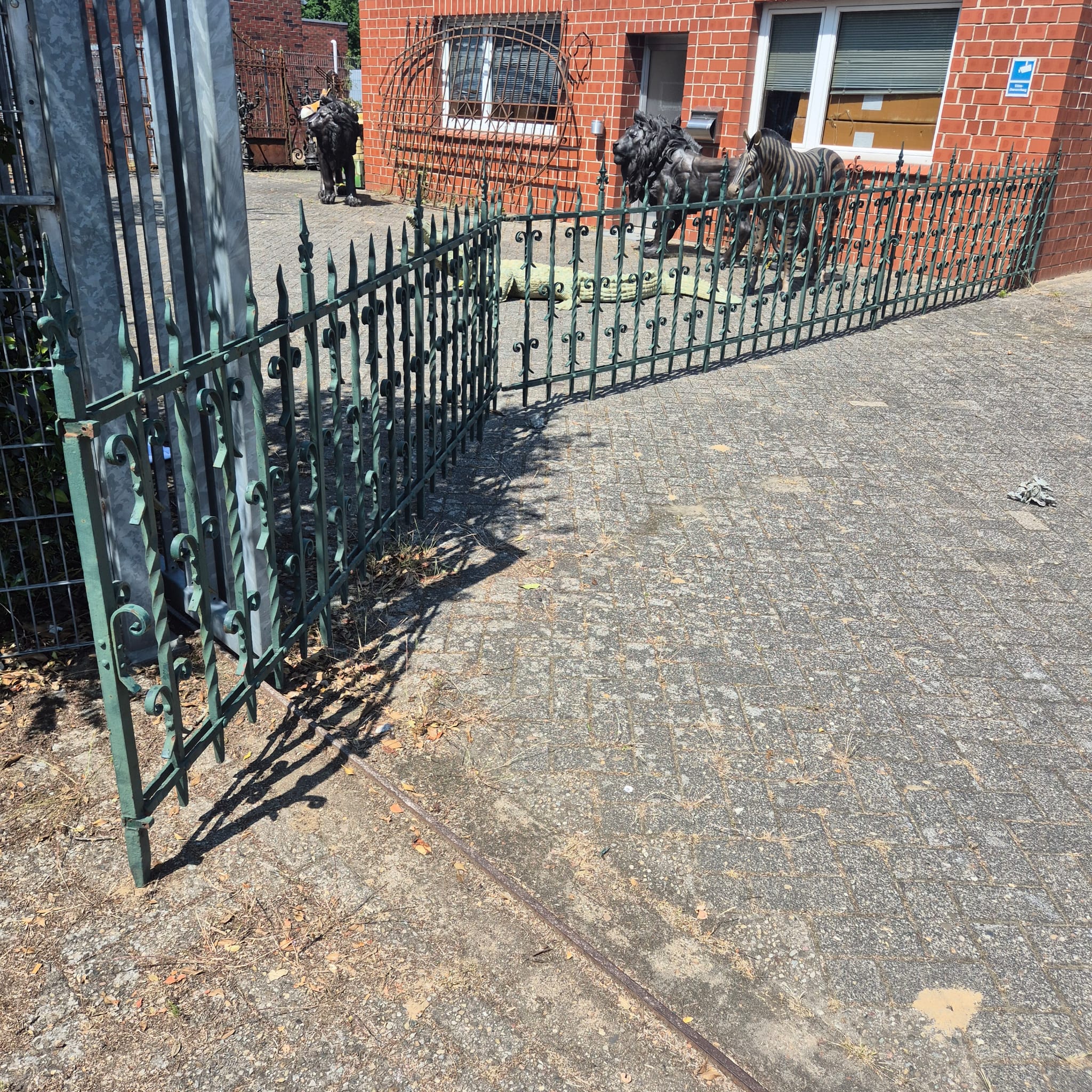 Gartenzaun Zaunelemente Gründerzeit 1880 Schmiedeeisen 21,00 m – Bild 4