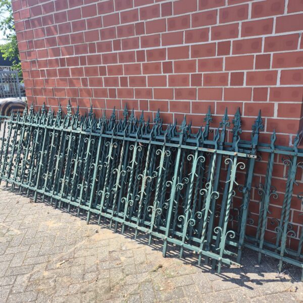 Gartenzaun Zaunelement Gründerzeit 1880 Schmiedeeisen 21,00 m – Bild 12