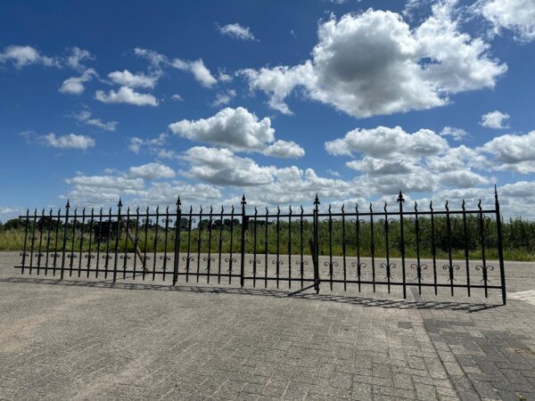 Gartenzaun Zaunelement Gründerzeit 1880 Schmiedeeisen 21,00 m – Bild 16