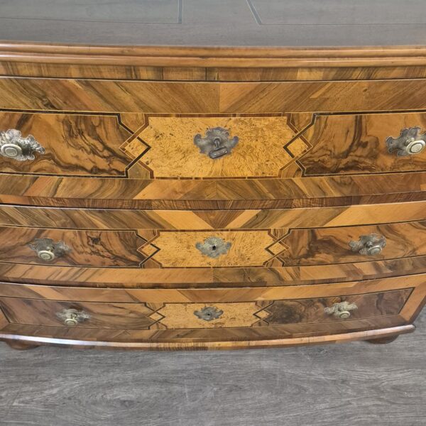 Barockkommode Kommode Barock 1770 Nussbaum – Bild 5