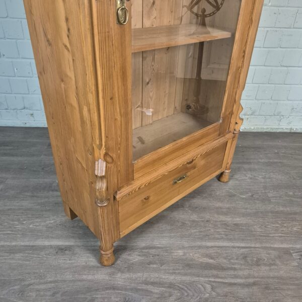 Vitrine Geschirrschrank Louis Philippe 1860 Kiefer – Bild 5