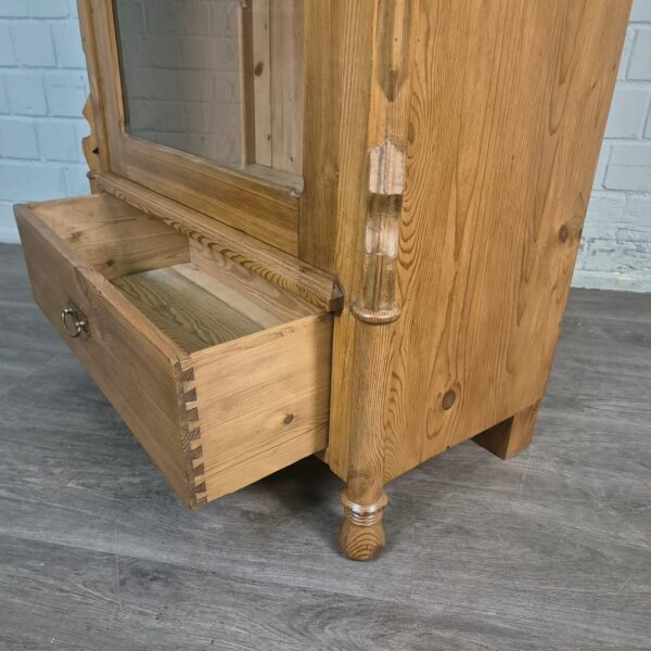 Vitrine Geschirrschrank Louis Philippe 1860 Kiefer – Bild 11