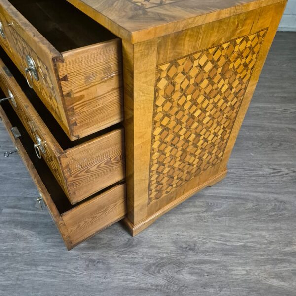 Kommode Biedermeier 1820 Nussbaum – Bild 9
