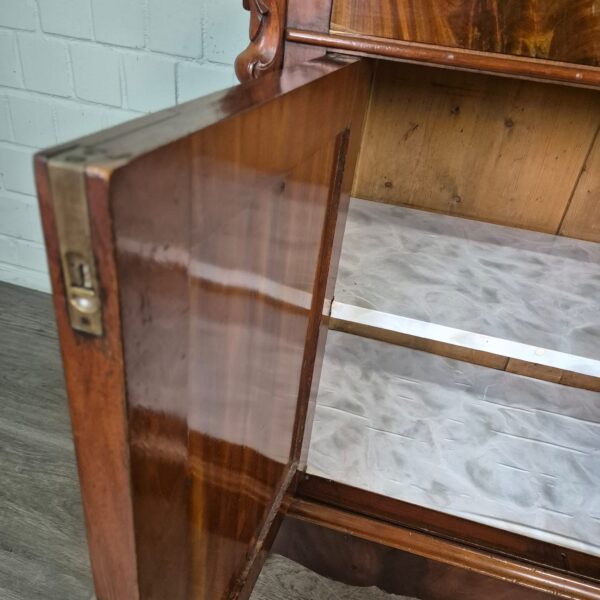 Vitrine Bonheur Biedermeier 1850 Mahagoni – Bild 15